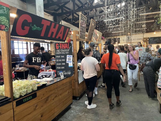 Blue Bird Garage Market Thai