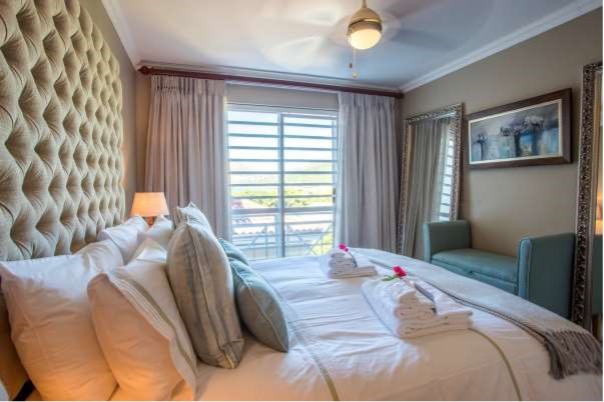 dk-villas-harbour-view-apartment-hout-bay-bedroom